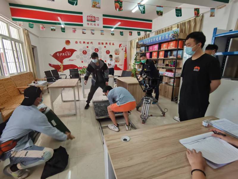 追星女孩心理学分析报告：安仁县广告片拍摄公司揭秘饭圈应援式传播逻辑